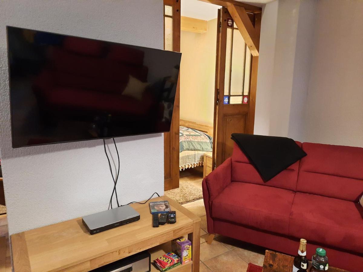 Urlaub Im Friseursalon Appartement Sebnitz Buitenkant foto